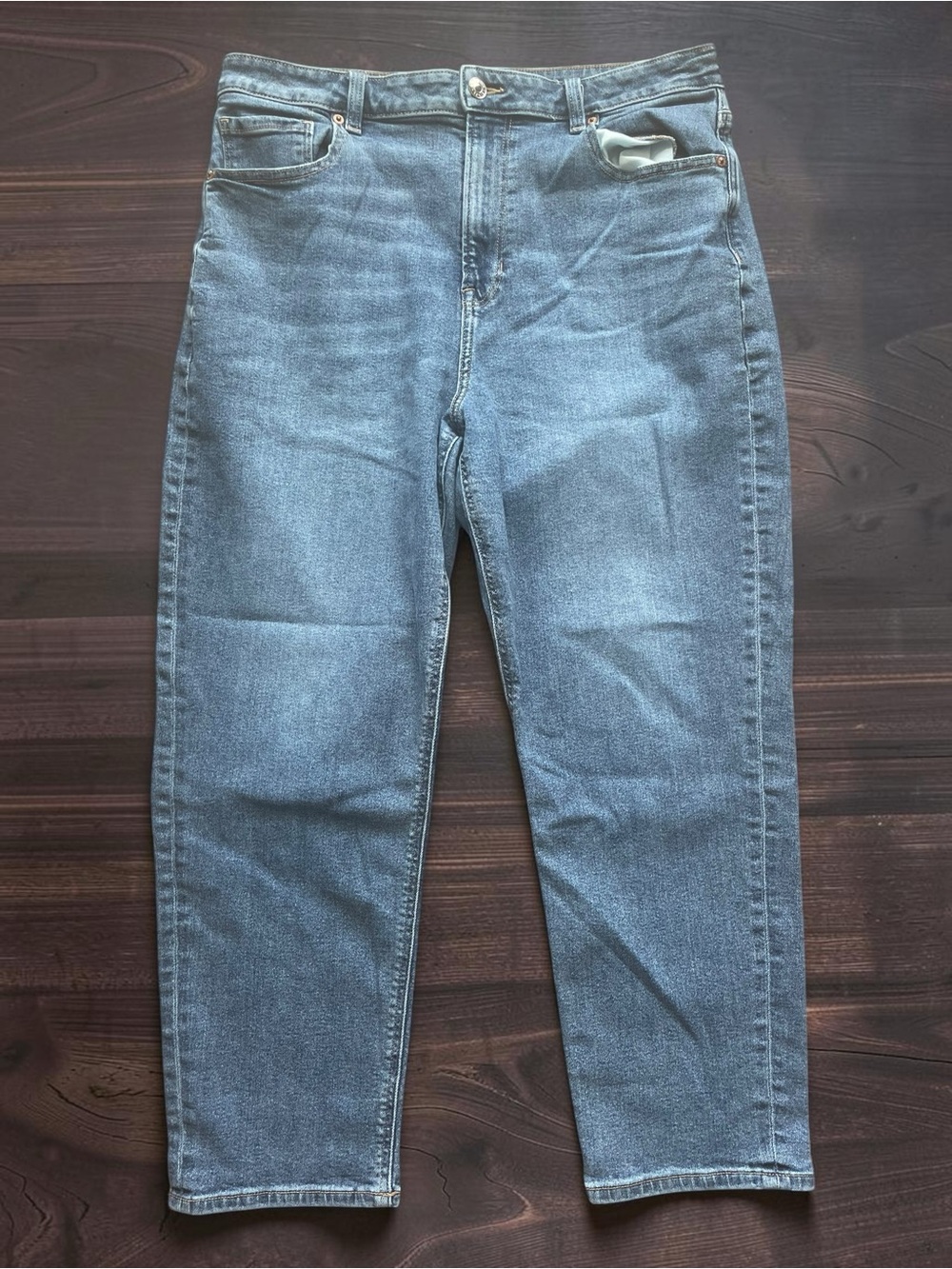 American Eagle Outfitters High-Rise Straight Blue “Mom Jean” - Size 14 Short